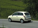 Lancia-Ypsilonֽ ( 17 )