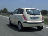 Lancia-Ypsilonֽ ( 8 )